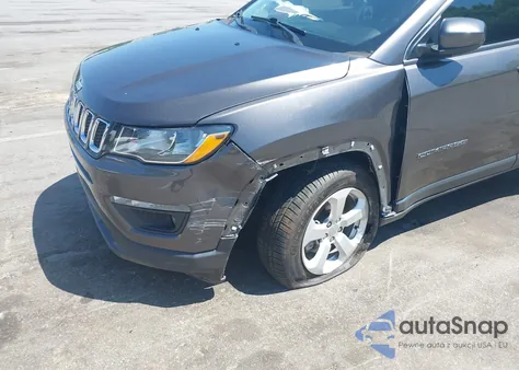 2018 Jeep Compass Latitude Fwd из США, поврежденный, VIN 3C4NJCBB1JT461649